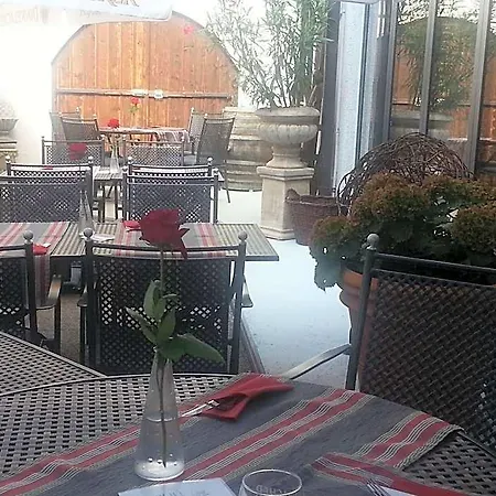 - Original Hotel