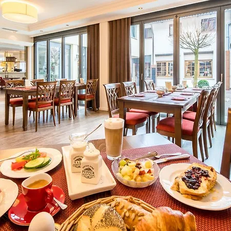 - Original Hotel