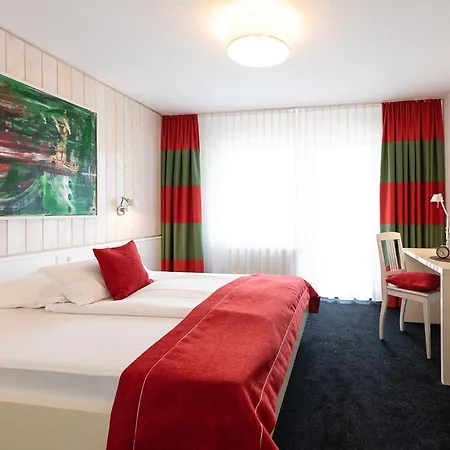 Hotel - Original