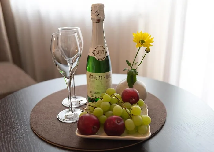 - Original ホテル ヴァインシュタット